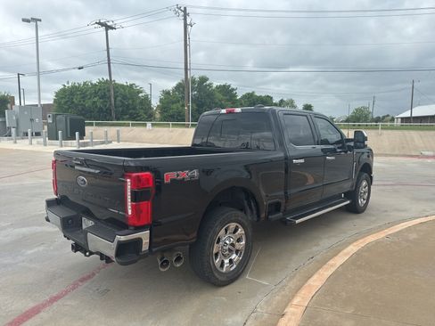 Used 2024 Ford F250 Lariat w/ Chrome Package image 5