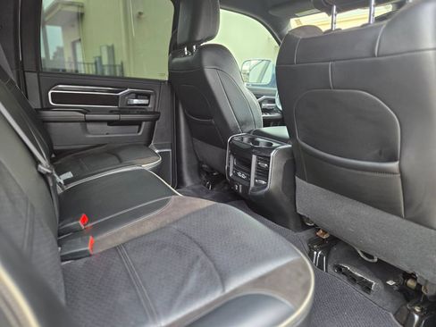 Used 2022 RAM 2500 Laramie AWD/4WD image 11
