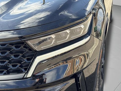Used 2022 Kia Sorento SX image 10