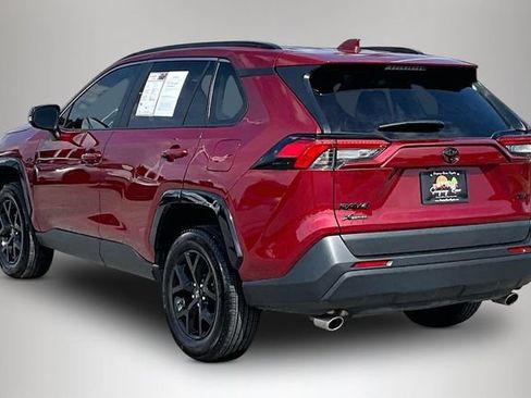 Used 2025 Toyota RAV4 XLE w/ Convenience Package FWD image 4