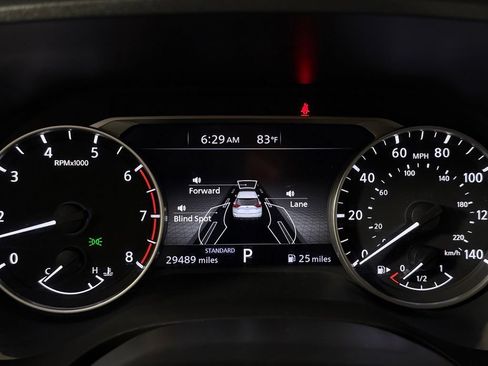 Used 2025 Nissan Rogue SV FWD image 15