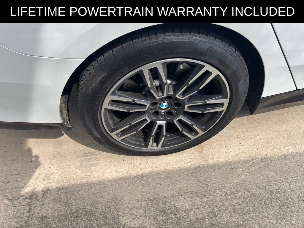 Used 2026 BMW 540i xDrive AWD/4WD image 17
