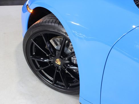 Used 2022 Porsche 911 Carrera image 23
