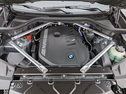 New 2026 BMW X5 sDrive40i image 17