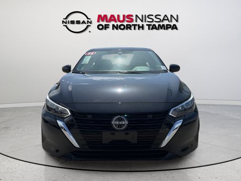 Used 2025 Nissan Sentra SV FWD image 2