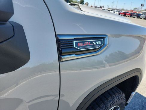 New 2026 GMC Sierra 1500 AT4 w/ AT4 Premium Package image 6