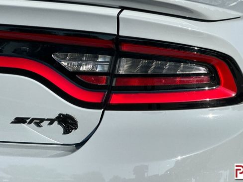 Used 2022 Dodge Charger SRT Hellcat w/ Harman/Kardon Audio Group image 34