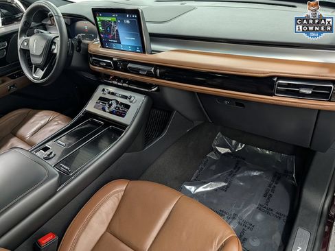 Used 2023 Lincoln Aviator Reserve w/ Equipment Group 201A AWD/4WD image 31