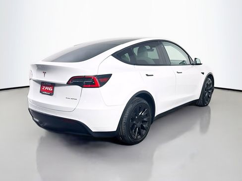 Used 2020 Tesla Model Y Long Range AWD/4WD image 5