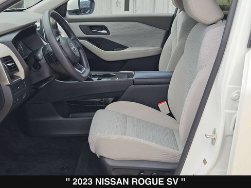 Used 2023 Nissan Rogue SV FWD image 11