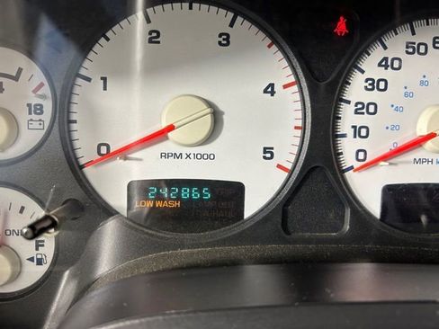 Used 2005 Dodge Ram 2500 Truck SLT w/ Trailer Tow Group image 21