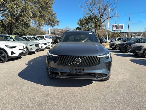 New 2026 Volvo XC90 T8 Ultra w/ Lounge Package image 8