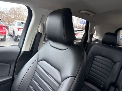 Used 2024 Ford Edge SEL w/ Convenience Package image 44