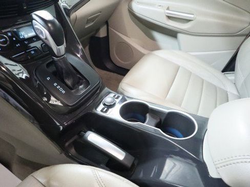 Used 2014 Ford Escape Titanium FWD image 16
