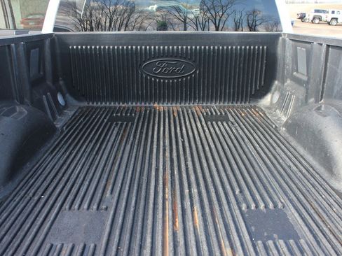 Used 2017 Ford F150 XLT w/ Trailer Tow Package image 44