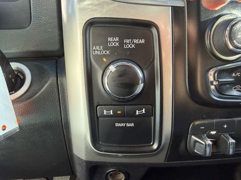 Used 2016 RAM 2500 Power Wagon w/ Luxury Group image 15