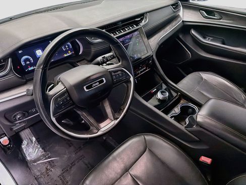 Used 2022 Jeep Grand Cherokee Limited RWD image 7