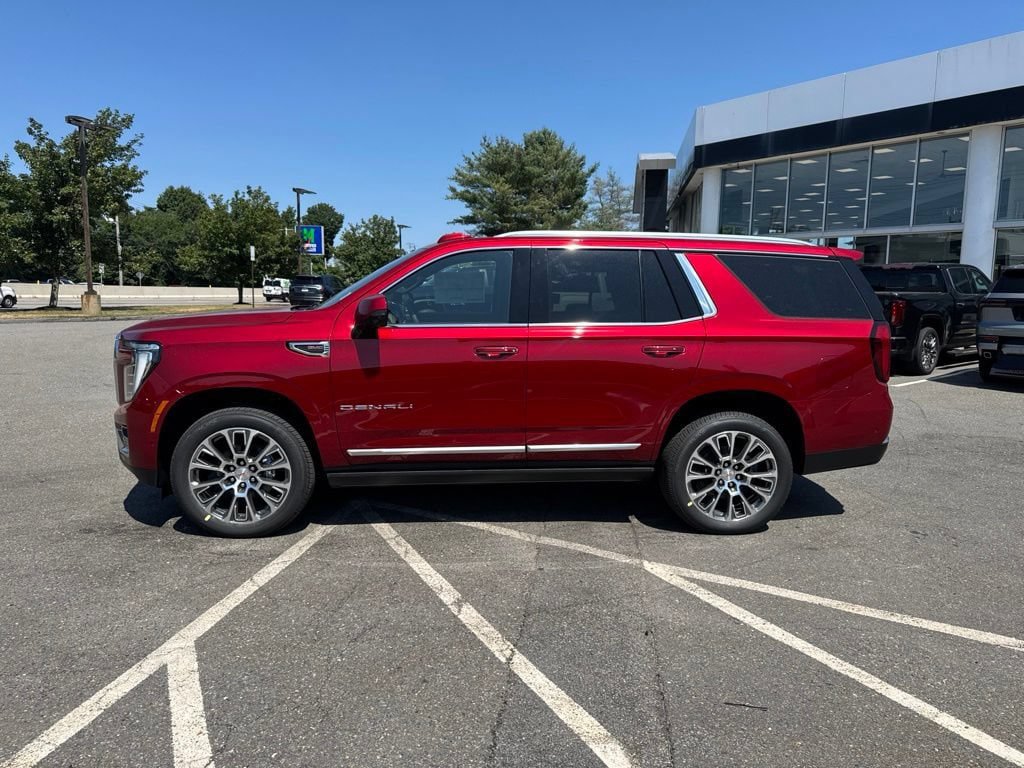 New 2026 GMC Yukon Denali w/ Denali Reserve Package AWD/4WD image 2