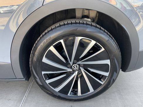 Used 2024 Volkswagen ID.4 S image 52