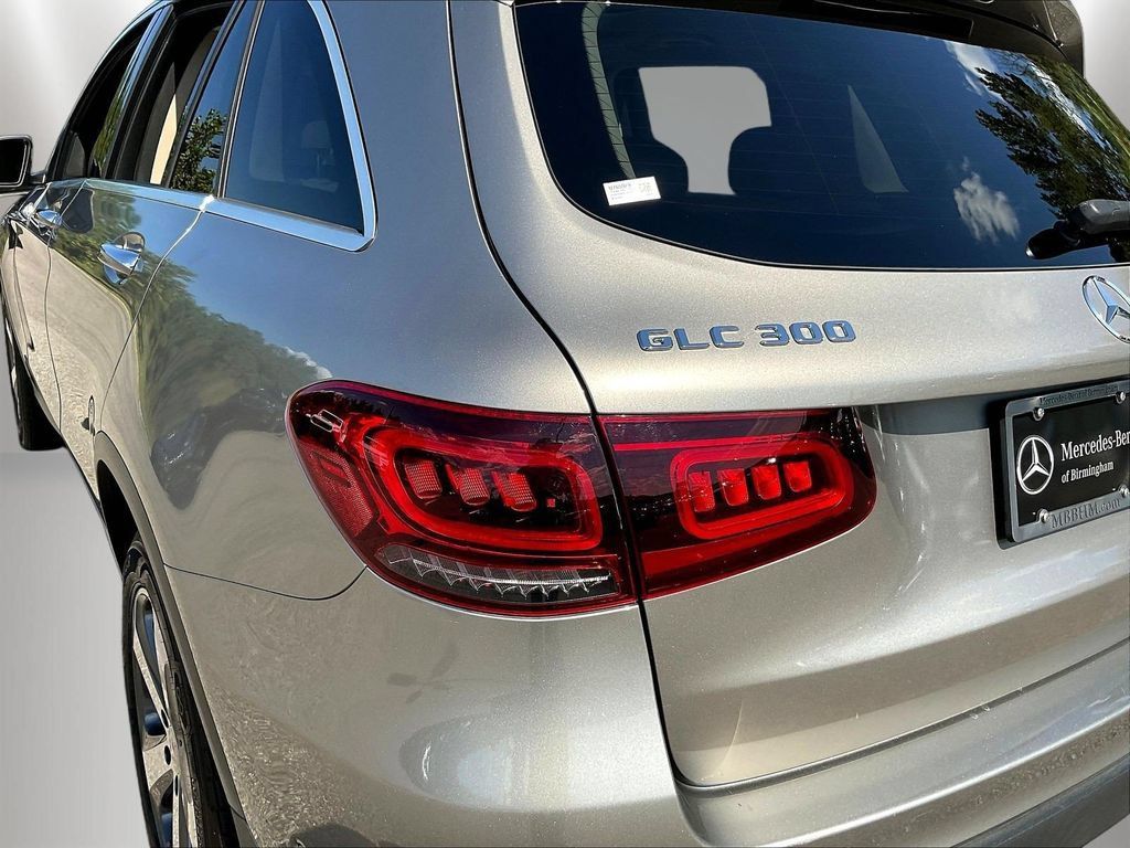 Used 2020 Mercedes-Benz GLC 300 image 24