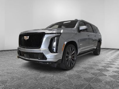 Used 2025 Cadillac Escalade ESV V