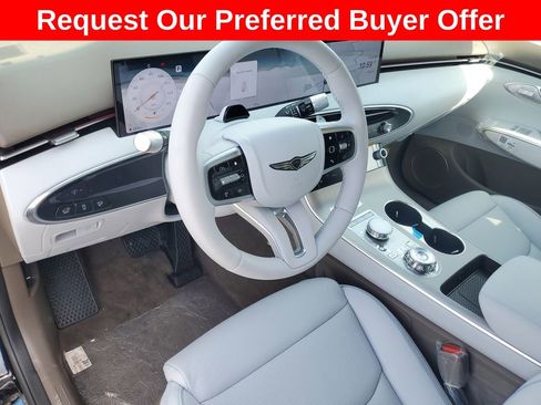 New 2026 Genesis GV70 2.5T Advanced image 13