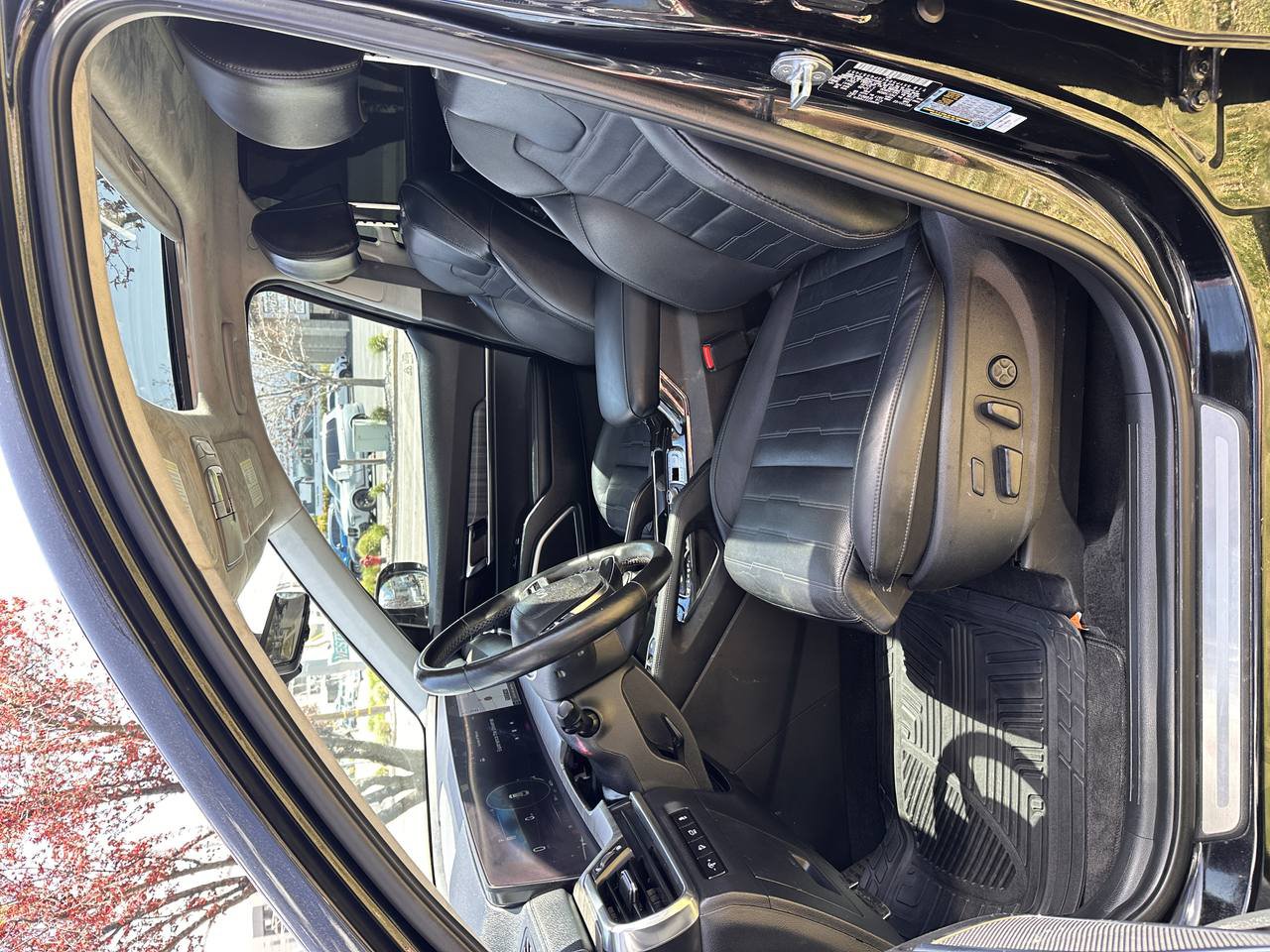 Used 2023 Kia Telluride SX Prestige AWD/4WD image 17