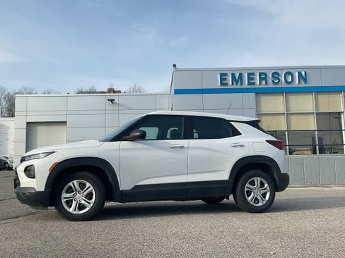 Certified 2021 Chevrolet TrailBlazer L image 4