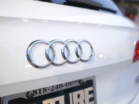 Used 2018 Audi Q5 2.0T Premium Plus w/ Premium Plus Package image 56