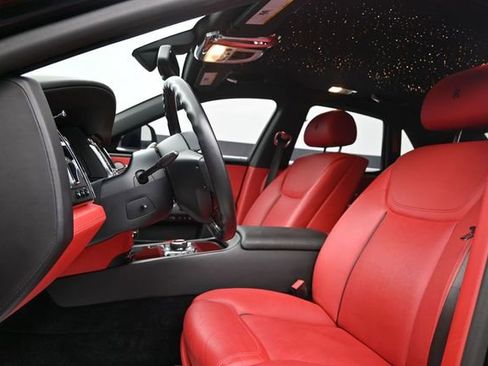 Used 2019 Rolls-Royce Ghost RWD image 12