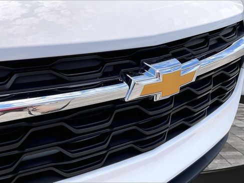 Used 2024 Chevrolet Trax LS w/ LS Convenience Package FWD image 27