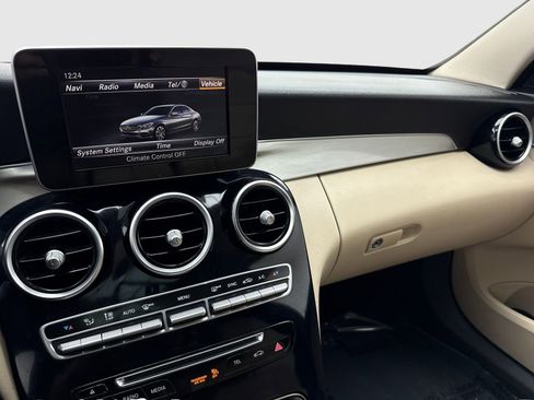 Used 2016 Mercedes-Benz C 300 4MATIC Sedan image 24