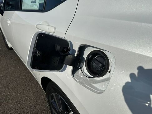 New 2025 Nissan Versa SV w/ Trunk Package image 29