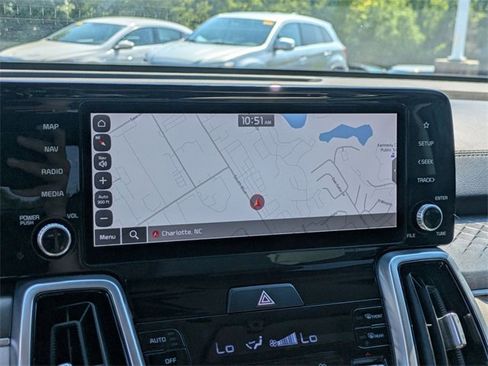 Used 2022 Kia Sorento SX image 21