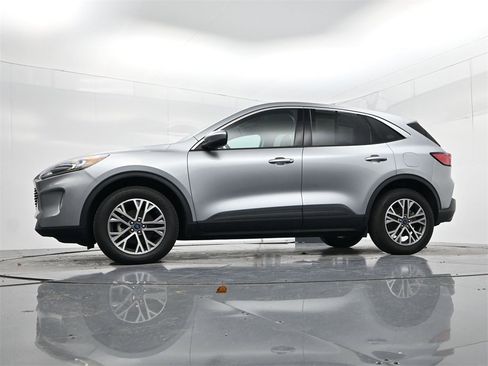 Used 2022 Ford Escape SEL image 35