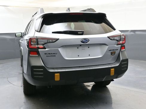Used 2025 Subaru Outback Wilderness image 4
