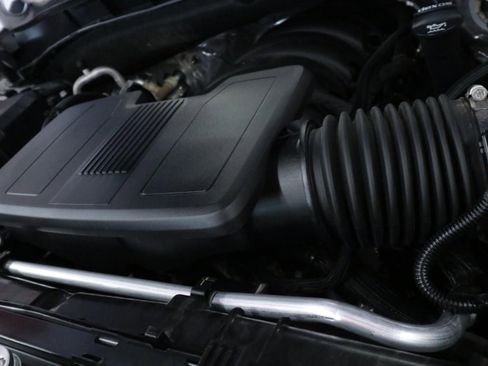 Used 2022 Chevrolet Tahoe Z71 w/ Luxury Package image 8