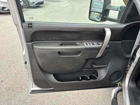 Used 2012 Chevrolet Silverado 2500 LT w/ Interior Plus Package AWD/4WD image 19