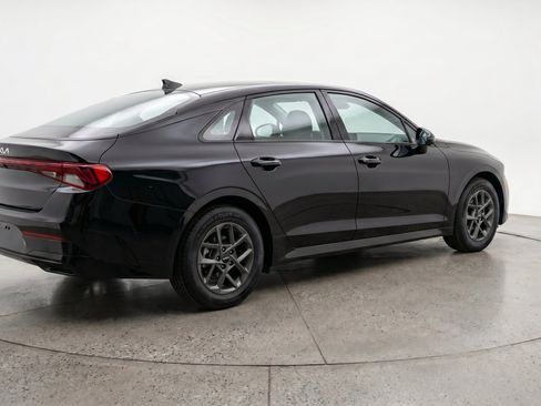Used 2025 Kia K5 LXS FWD image 9