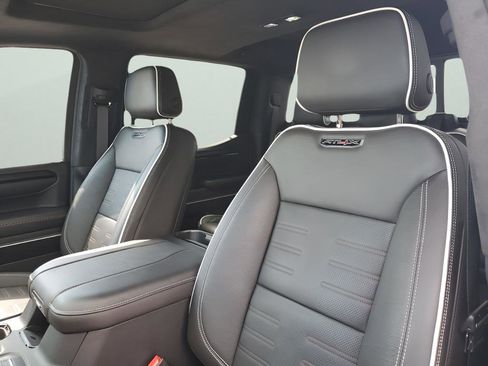 Used 2025 GMC Sierra 1500 AT4X image 30
