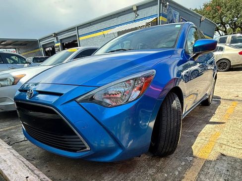 Used 2018 Toyota Yaris iA FWD image 2