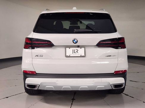Used 2026 BMW X5 xDrive40i AWD/4WD image 17