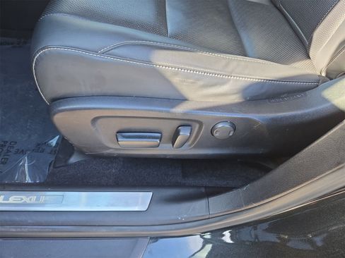 Used 2022 Lexus RX 350L FWD w/ Premium Package image 32