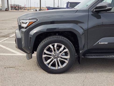New 2026 Toyota 4Runner Limited image 9
