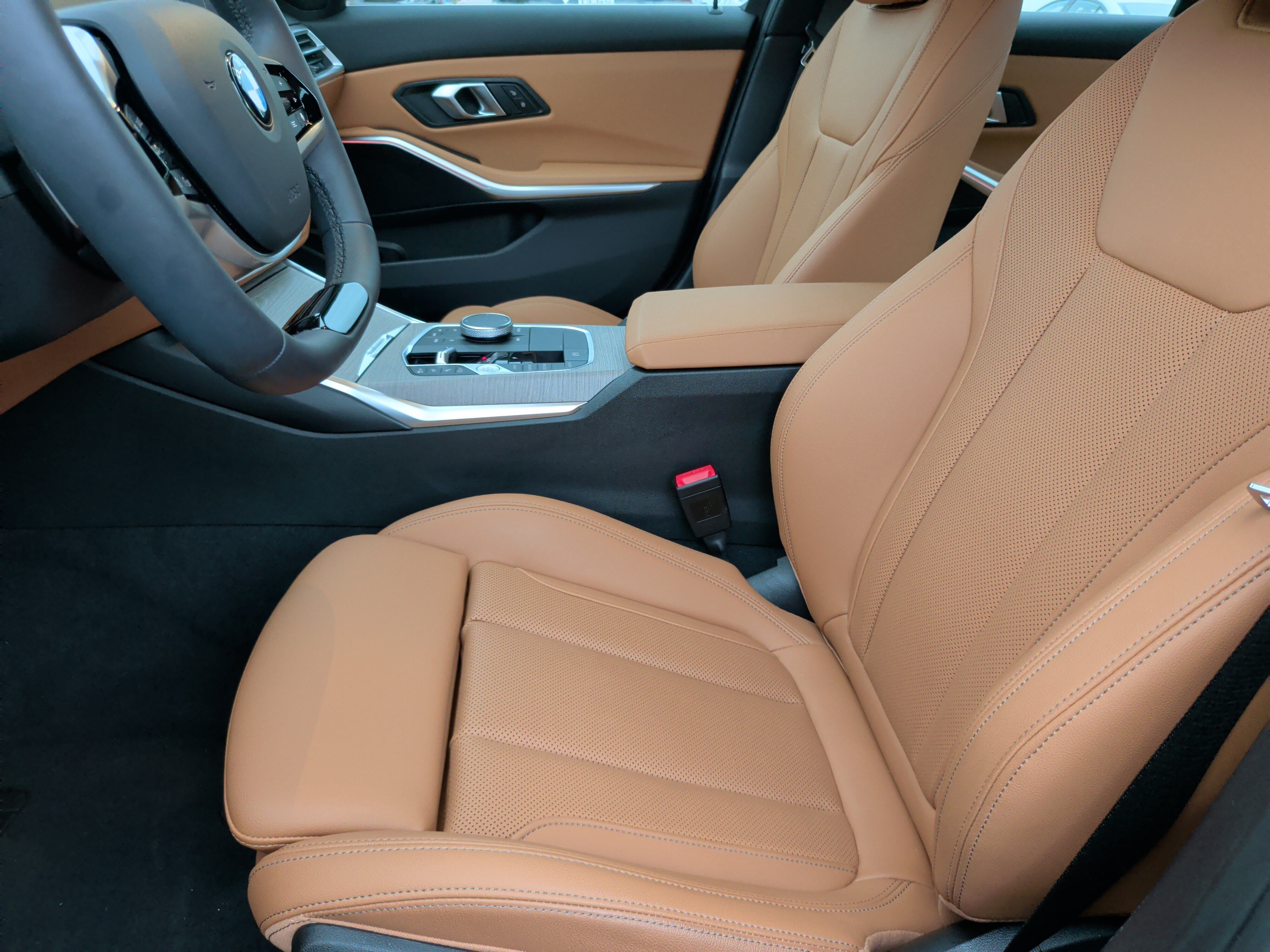 Used 2025 BMW 330i Sedan RWD image 25