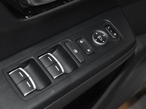 Used 2023 Honda CR-V Sport Touring image 6