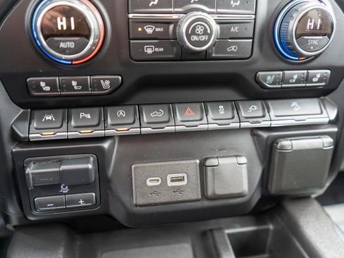 Used 2019 Chevrolet Silverado 1500 LTZ w/ LTZ Premium Package image 29