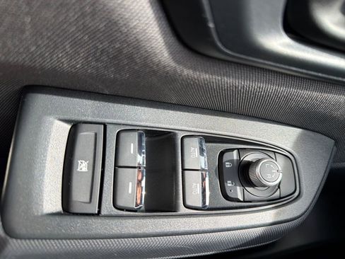 Used 2025 Subaru Forester Premium image 51