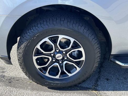 Used 2022 Ford Expedition Max XLT image 11