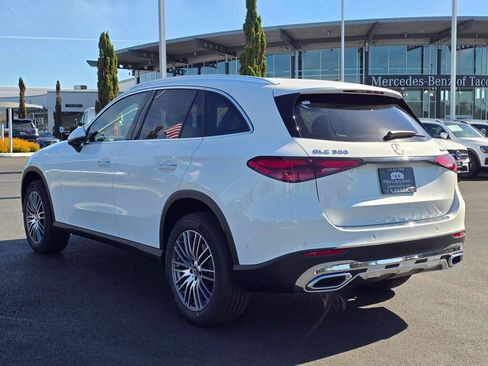 New 2026 Mercedes-Benz GLC 300 4MATIC image 4